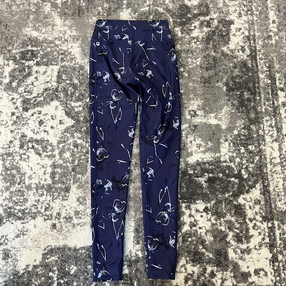 Fabletics Leggings - Picture 5 of 5